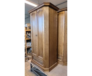 Kinga šatní skříň