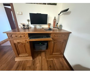Kinga psací stůl